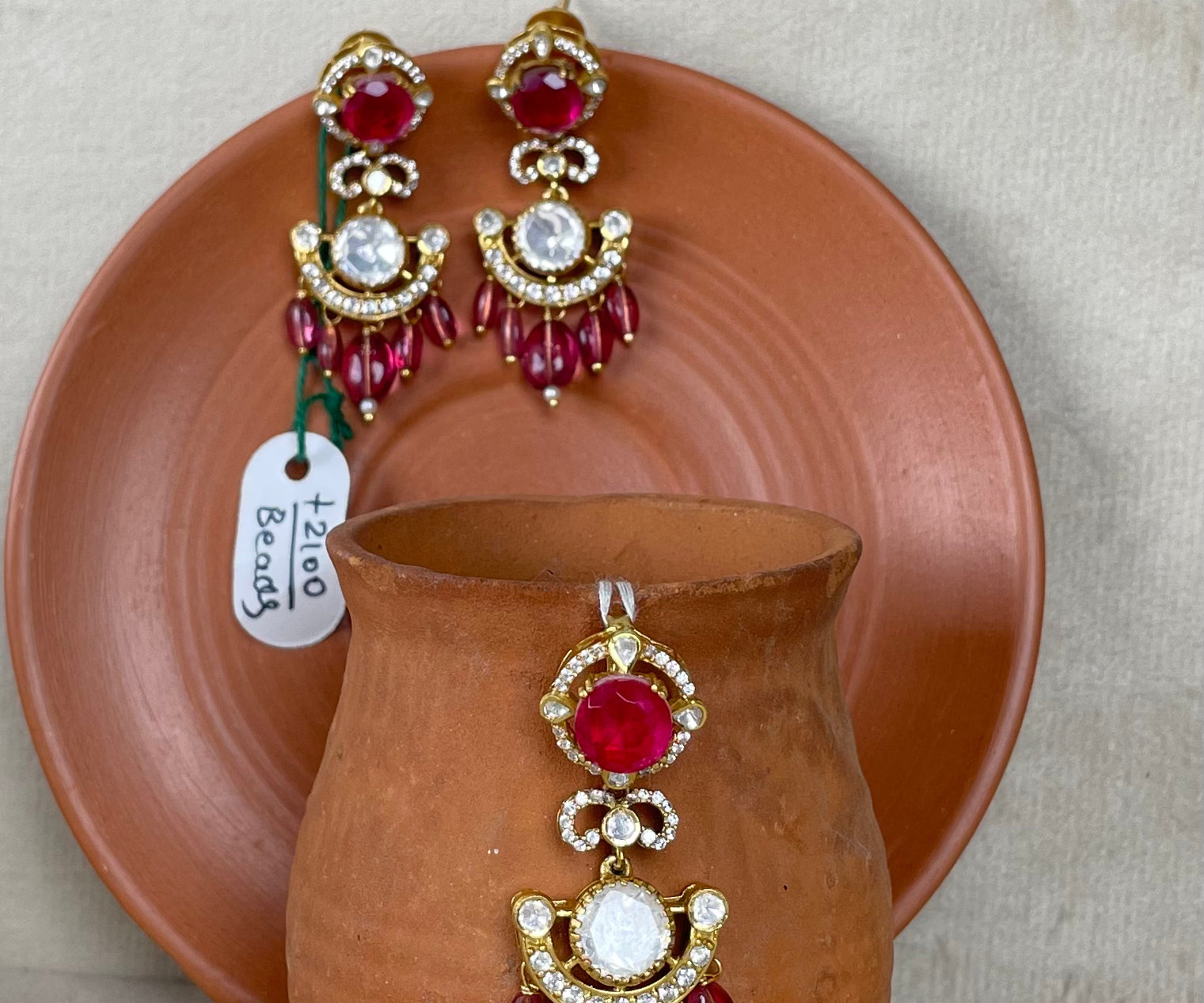 Gulrukh Pendant Set